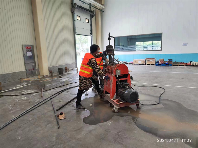 广南厂房地面下沉塌陷注浆加固施工